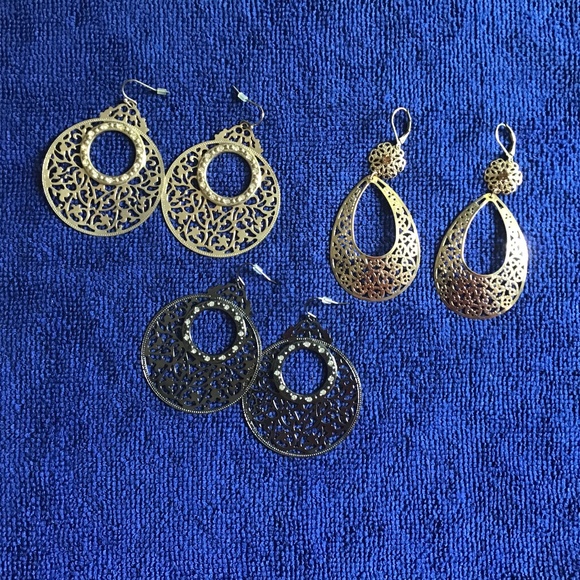3 pairs of pendant earrings with incrustations - gold and antique silver - Picture 1 of 6